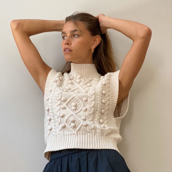 Aritzia Wilfred⎜ALPS SWEATER⎜WHITE RABBIT - Picture 2 of 15